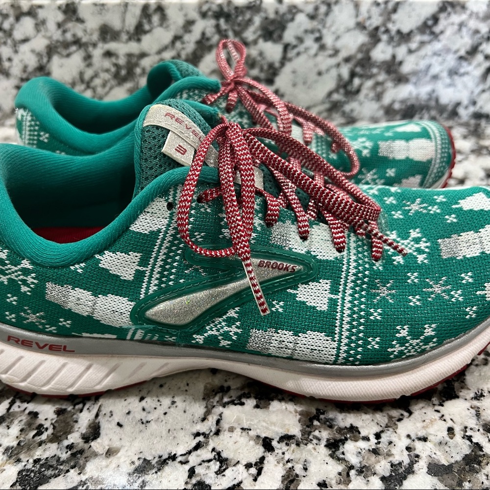 Brooks Run Merry Revel 3, 7.5